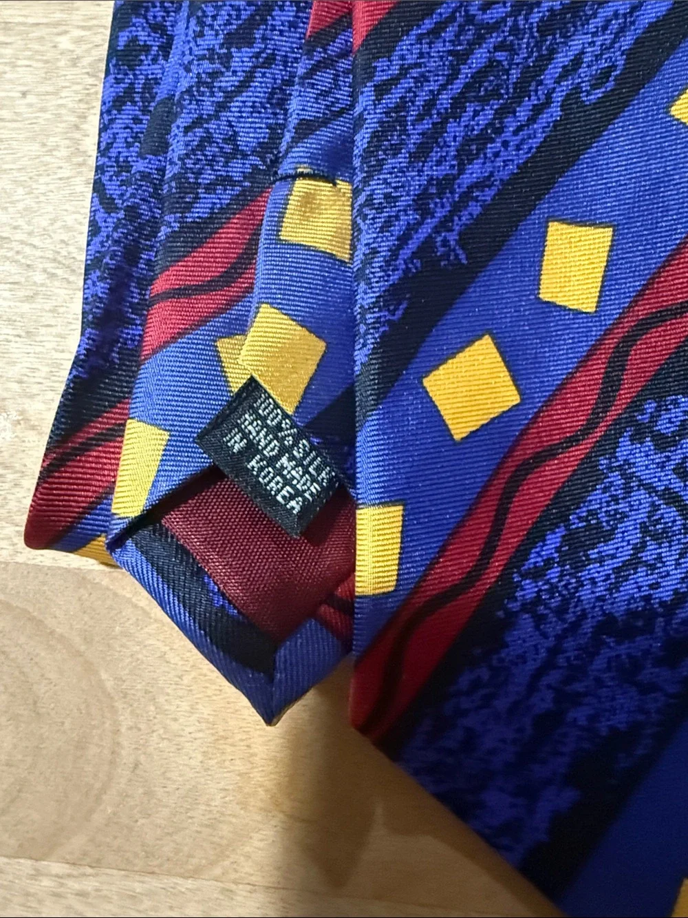 Nice 100% Silk Nadia Roden Geometric Tie - Blue, Red & Yellow